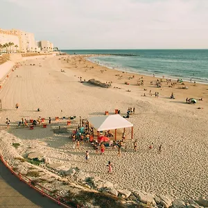 No 5 Cadiz